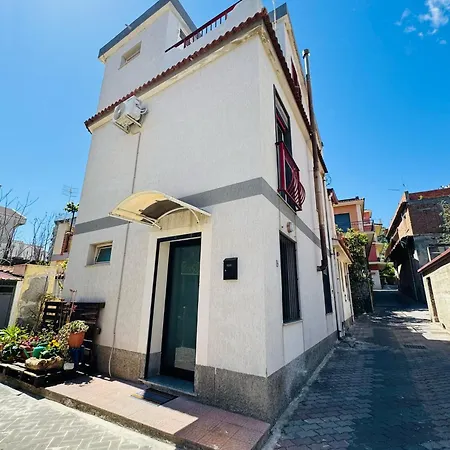 Carol Holiday home Roccalumera